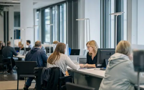 Verwaltungsgebäude einer Behörde — förderfähige IT-Lösungen von Lota Engineering Düsseldorf